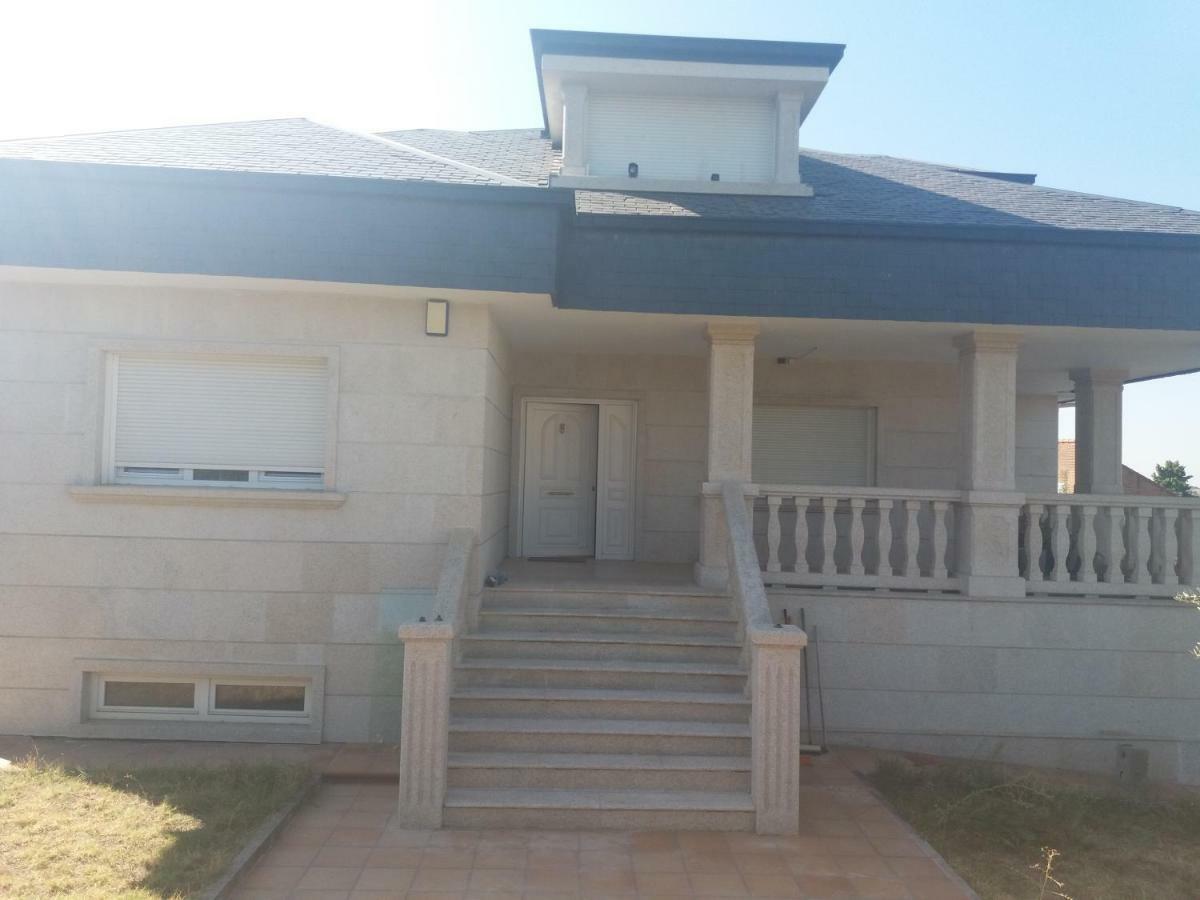 Alojamiento Martel Villa Majadahonda Eksteriør billede